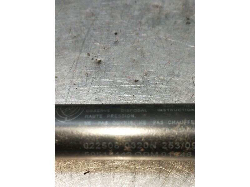 Recambio de amortiguadores maletero / porton para alfa romeo mito (955_) 1.4 (955axb1b) referencia OEM IAM 50515442  2008