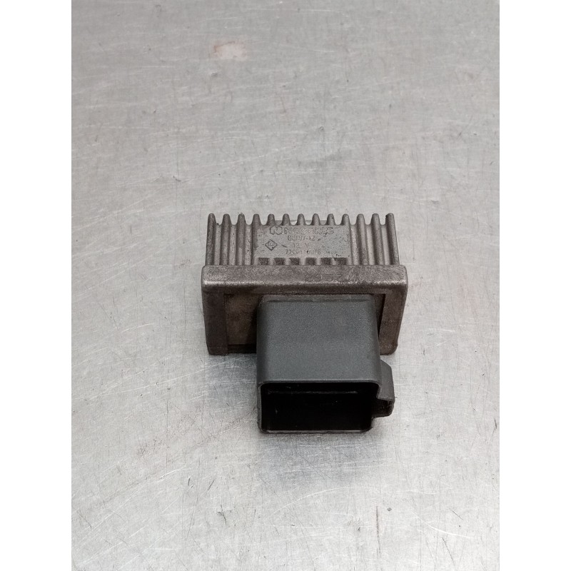 Recambio de caja precalentamiento para renault clio ii (bb_, cb_) 1.5 dci (b/cb3m) referencia OEM IAM 7700115078  2001