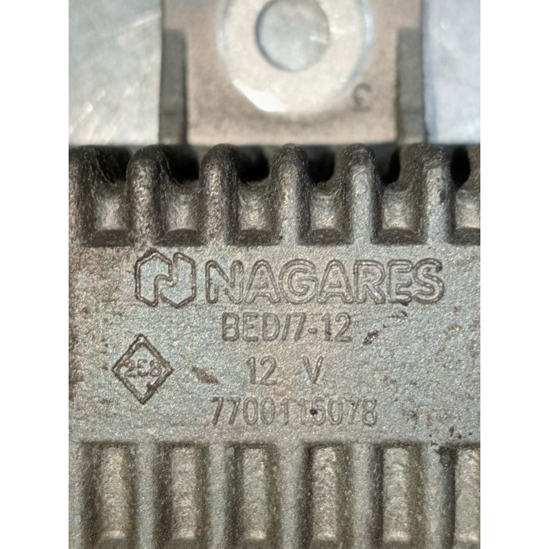 Recambio de caja precalentamiento para renault clio ii (bb_, cb_) 1.5 dci (b/cb3m) referencia OEM IAM 7700115078  2001