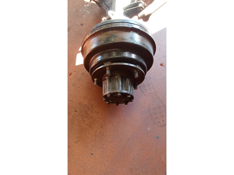 Recambio de puente trasero para isuzu nkr77 nkr 85e2 referencia OEM IAM TAMBOR RUEDAS GEMELAS 