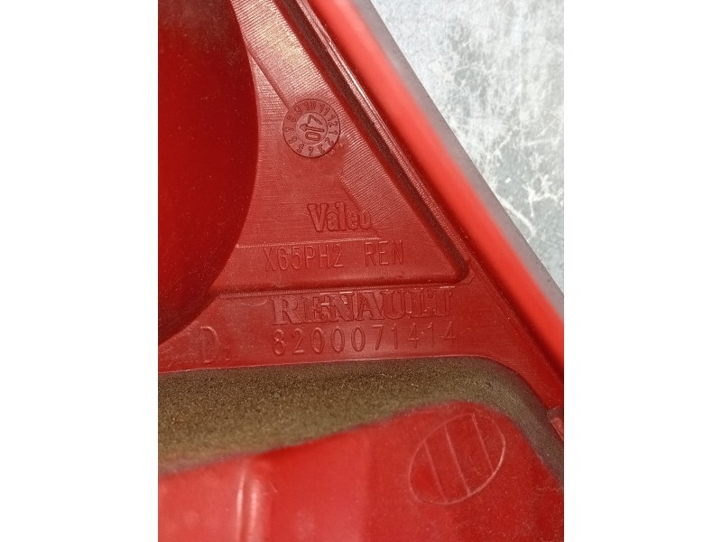 Recambio de piloto trasero derecho para renault clio ii (bb_, cb_) 1.5 dci (b/cb3m) referencia OEM IAM 8200071414  2001