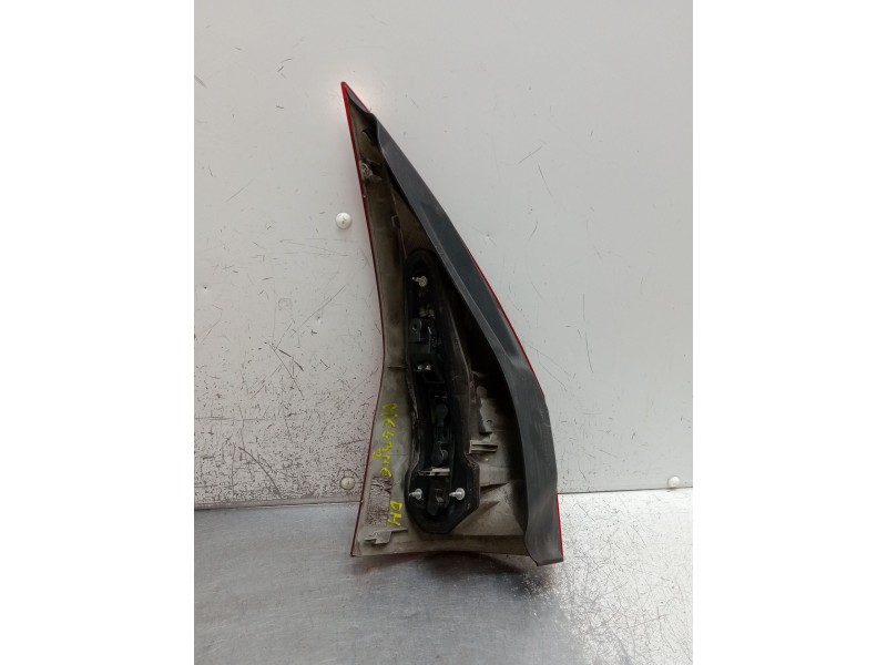 Recambio de piloto trasero derecho para renault megane ii station wagon (km0/1_) 1.9 dci referencia OEM IAM   2006