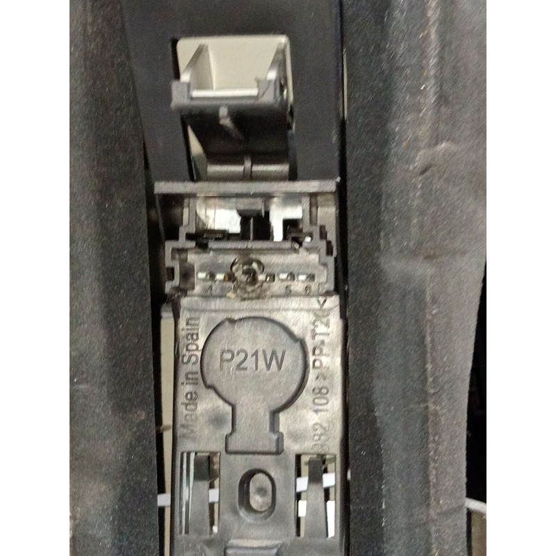 Recambio de piloto trasero derecho para renault megane ii station wagon (km0/1_) 1.9 dci referencia OEM IAM   2006