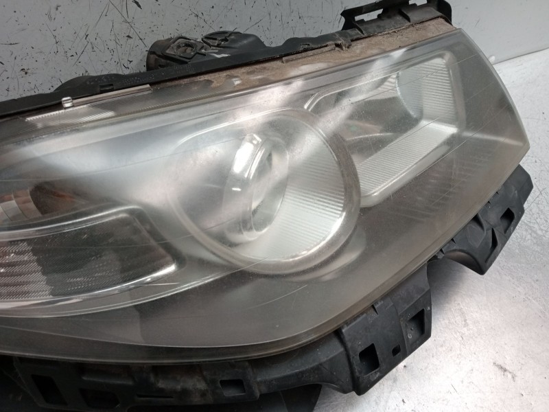 Recambio de faro derecho para renault megane ii station wagon (km0/1_) 1.9 dci referencia OEM IAM 8200412748A XENON 89312780 200
