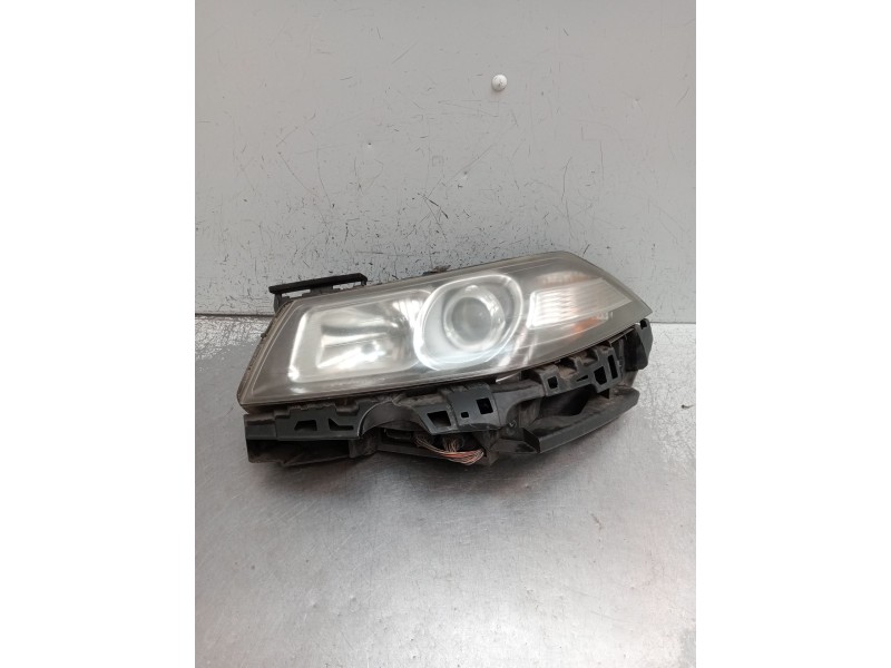 Recambio de faro izquierdo para renault megane ii station wagon (km0/1_) 1.9 dci referencia OEM IAM 8200412746A XENON 89312770 2