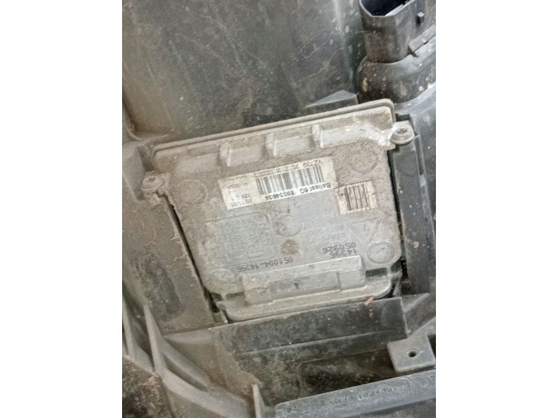 Recambio de faro izquierdo para renault megane ii station wagon (km0/1_) 1.9 dci referencia OEM IAM 8200412746A XENON 89312770 2