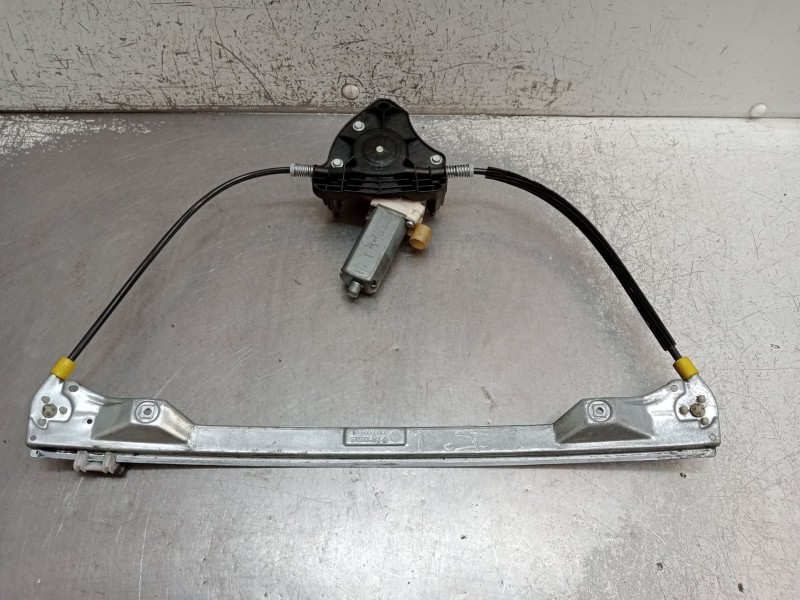 Recambio de elevalunas delantero izquierdo para renault clio ii (bb_, cb_) 1.5 dci (b/cb3m) referencia OEM IAM 0130822020 5P 200