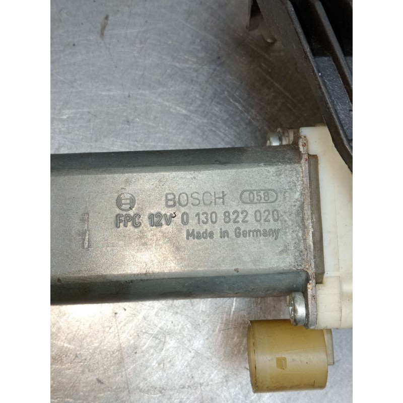 Recambio de elevalunas delantero izquierdo para renault clio ii (bb_, cb_) 1.5 dci (b/cb3m) referencia OEM IAM 0130822020 5P 200
