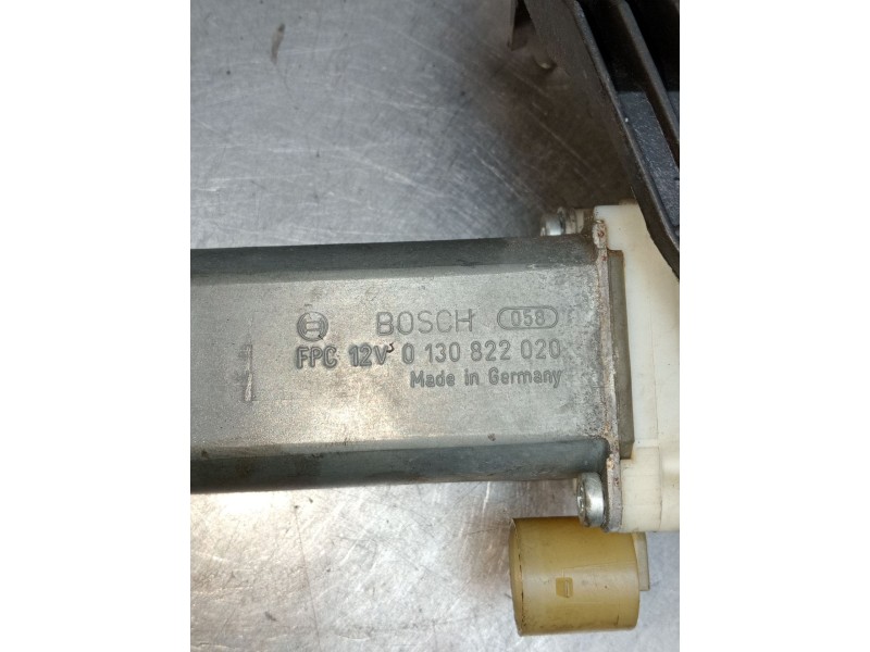 Recambio de elevalunas delantero izquierdo para renault clio ii (bb_, cb_) 1.5 dci (b/cb3m) referencia OEM IAM 0130822020 5P 200