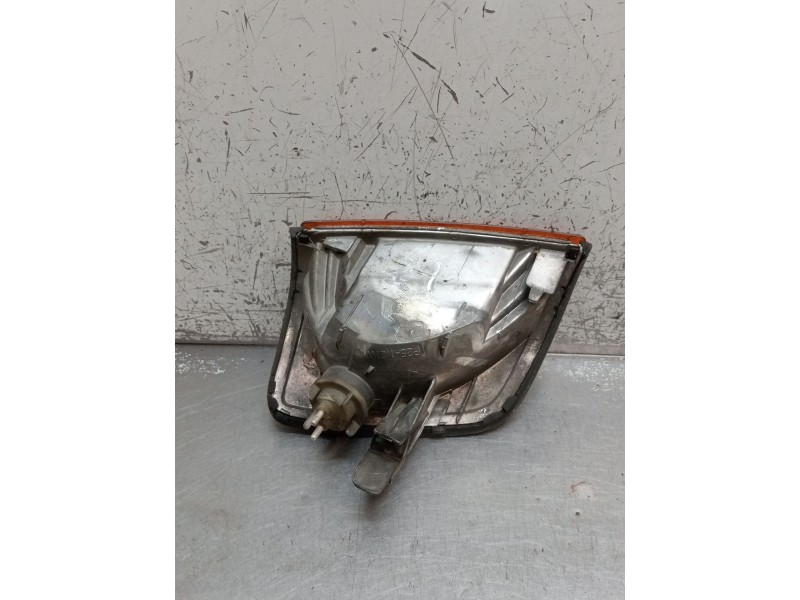 Recambio de piloto delantero izquierdo para mercedes-benz 124 sedán (w124) 300 d (124.130) referencia OEM IAM   1989