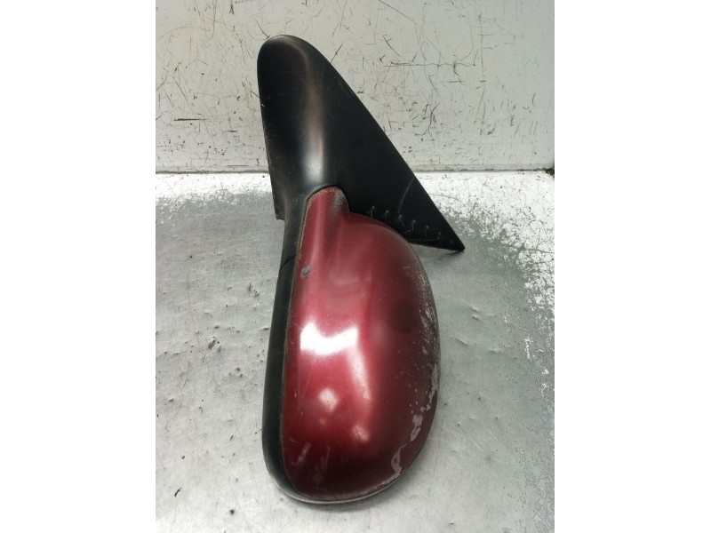 Recambio de retrovisor izquierdo para peugeot 406 (8b) 1.9 td referencia OEM IAM  ELÉCTRICO 1995