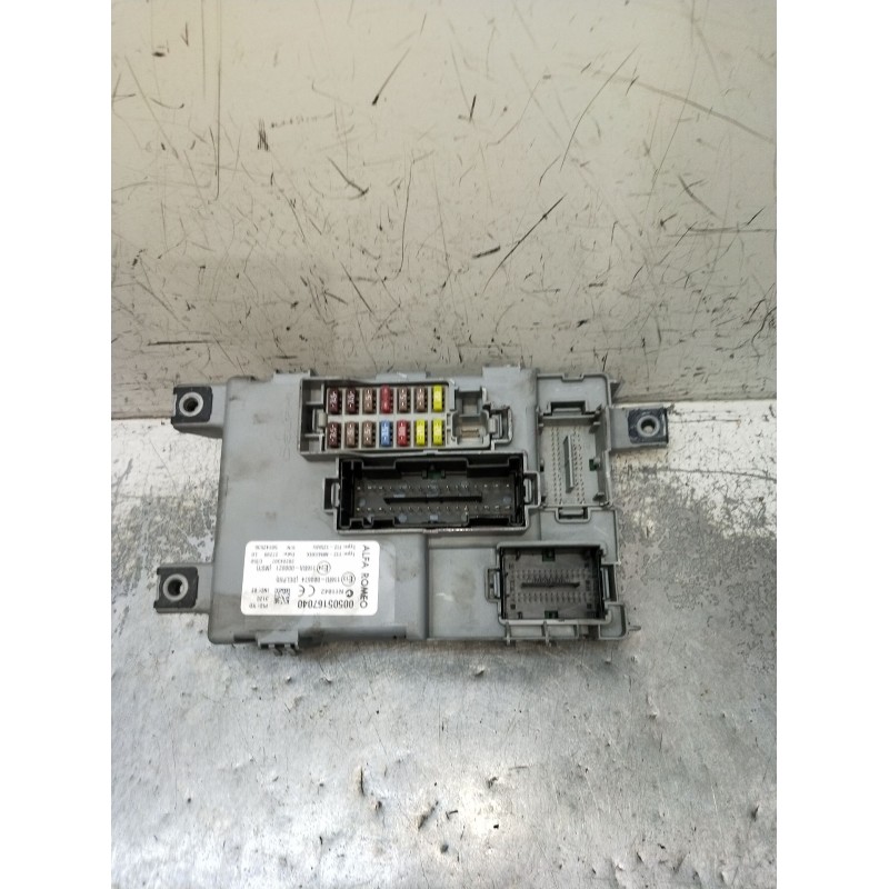 Recambio de caja reles / fusibles para alfa romeo mito (955_) 1.4 (955axb1b) referencia OEM IAM 00505167040 116RI000674 2008