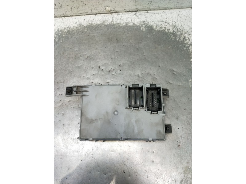 Recambio de caja reles / fusibles para alfa romeo mito (955_) 1.4 (955axb1b) referencia OEM IAM 00505167040 116RI000674 2008
