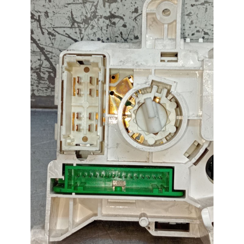 Recambio de mando calefaccion / aire acondicionado para renault clio ii (bb_, cb_) 1.5 dci (b/cb3m) referencia OEM IAM A82000200