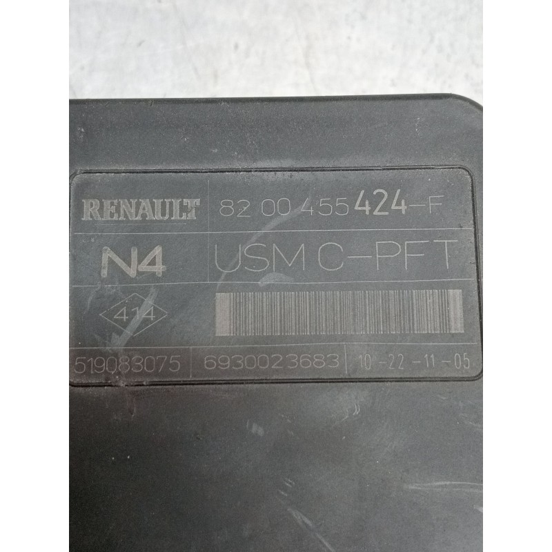 Recambio de caja reles / fusibles para renault megane ii station wagon (km0/1_) 1.9 dci referencia OEM IAM 8200455424 519083075 