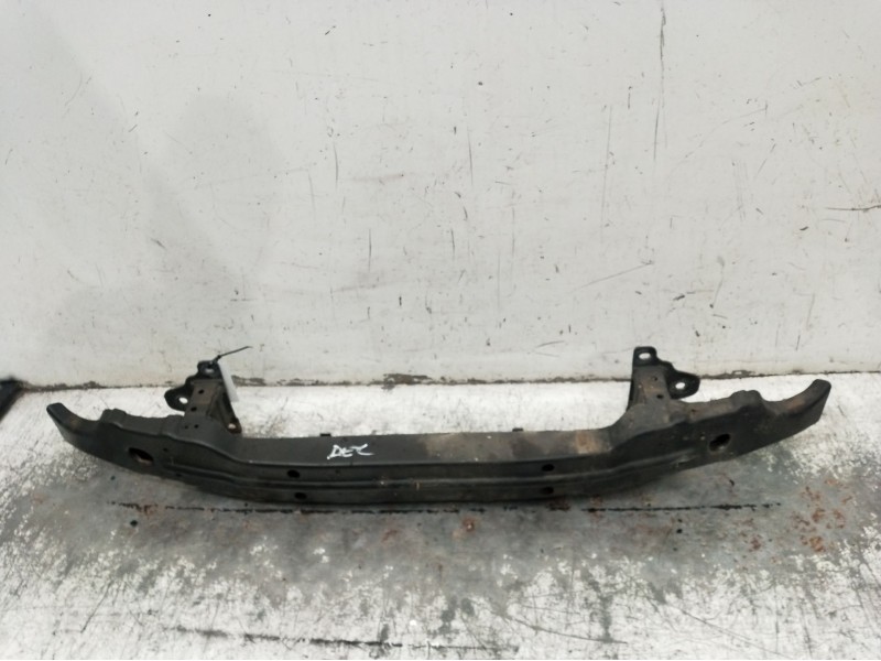 Recambio de refuerzo paragolpes delantero para ssangyong kyron 2.0 xdi referencia OEM IAM   2005