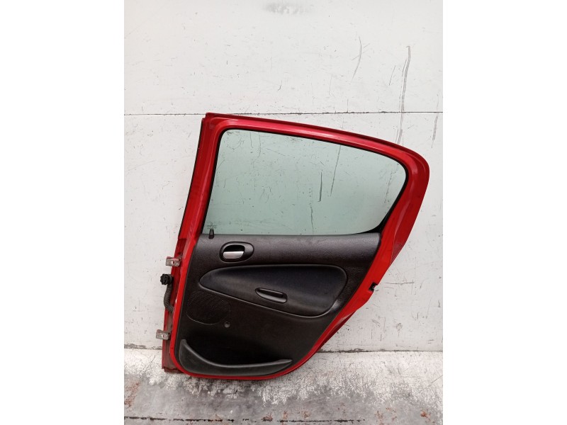 Recambio de puerta trasera derecha para peugeot 206 hatchback (2a/c) 1.4 hdi eco 70 referencia OEM IAM  5P 
