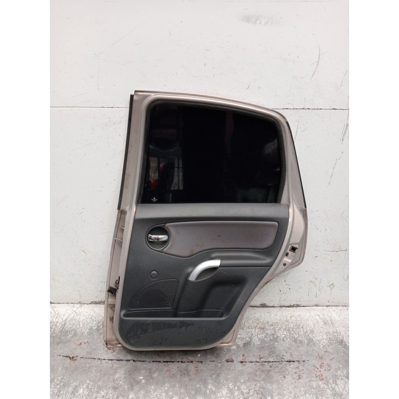 Recambio de puerta trasera derecha para citroën c3 i (fc_, fn_) 1.4 hdi referencia OEM IAM  5P 