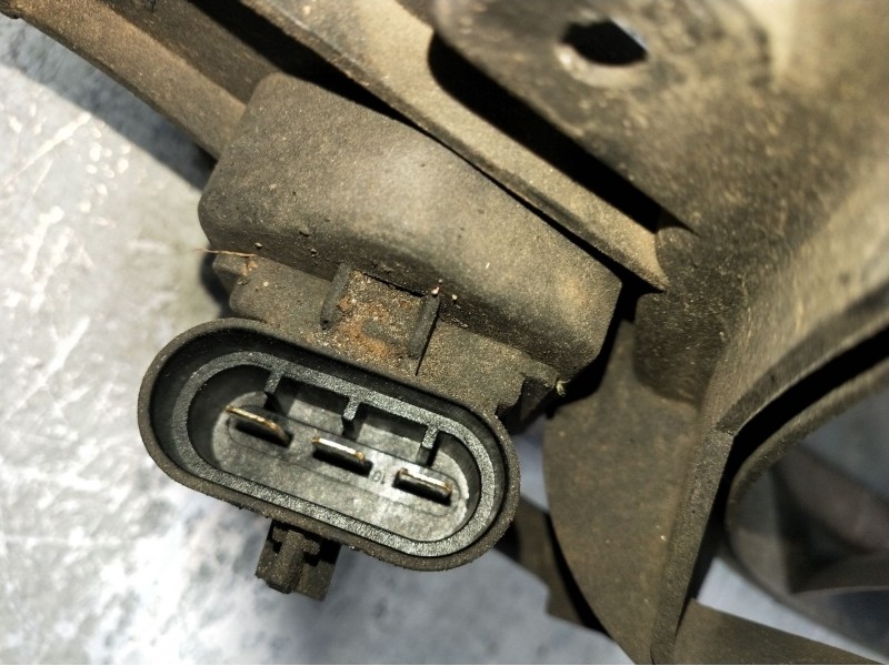 Recambio de electroventilador para opel combo furgoneta/monovolumen 1.7 di 16v referencia OEM IAM 73998  2001