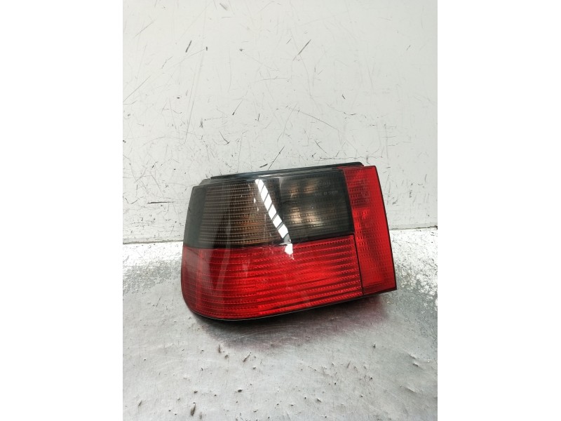 Recambio de piloto trasero izquierdo para seat ibiza ii (6k1) 1.8 i referencia OEM IAM   1993