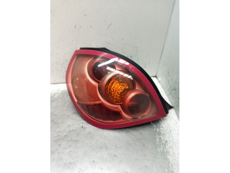 Recambio de piloto trasero izquierdo para nissan almera ii hatchback (n16) 2.2 dci referencia OEM IAM   2002