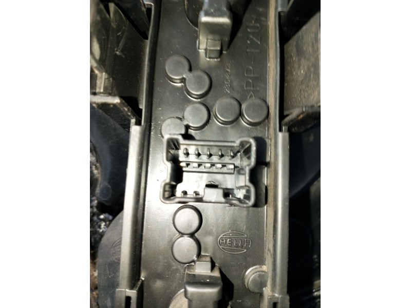 Recambio de piloto trasero izquierdo para nissan almera ii hatchback (n16) 2.2 dci referencia OEM IAM   2002