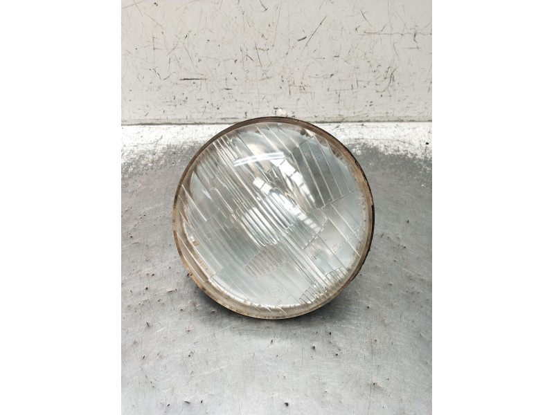 Recambio de faro izquierdo para seat 600 0.8 referencia OEM IAM   