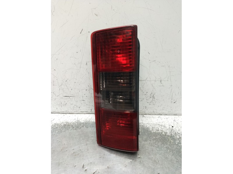 Recambio de piloto trasero izquierdo para opel combo furgoneta/monovolumen 1.7 di 16v referencia OEM IAM   2001