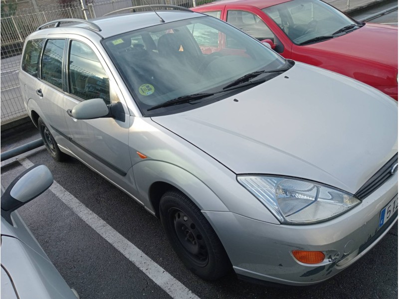 ford focus turnier (cak) del año 2001