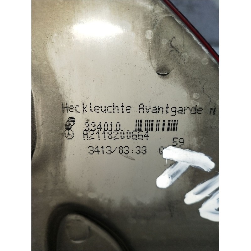 Recambio de piloto trasero derecho para mercedes-benz clase e (w211) e 270 cdi (211.016) referencia OEM IAM A2118200664  2002