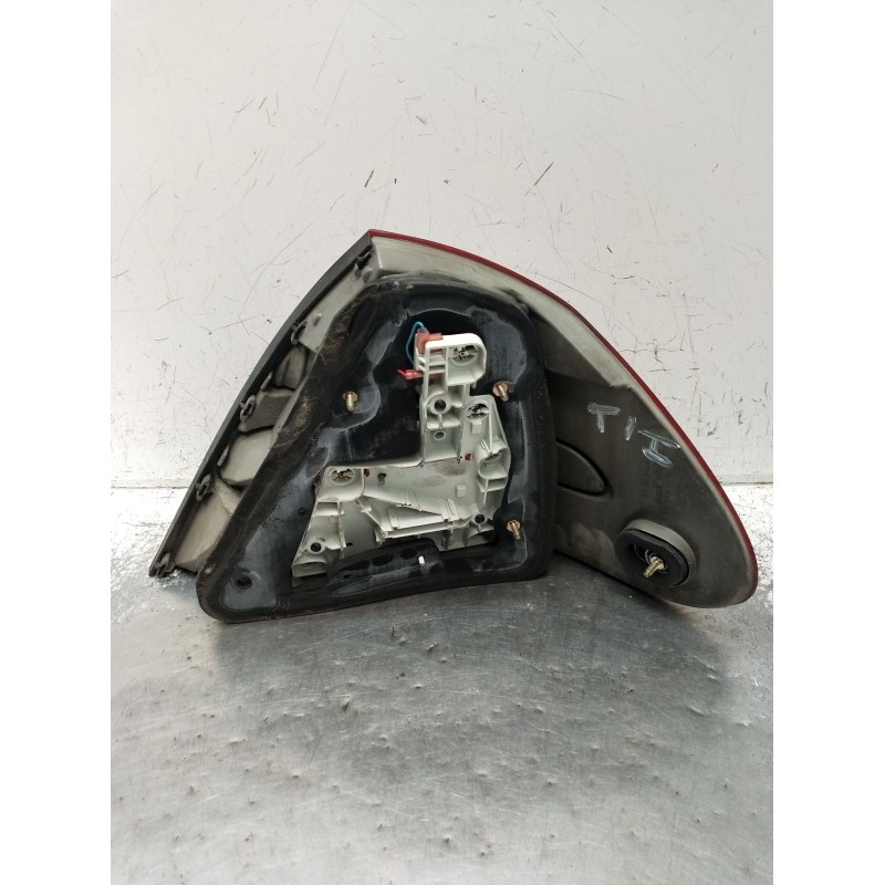 Recambio de piloto trasero izquierdo para mercedes-benz clase e (w211) e 270 cdi (211.016) referencia OEM IAM A2118200564  2002
