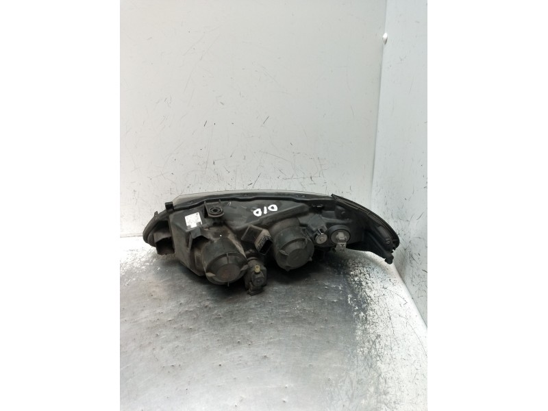 Recambio de faro derecho para nissan almera ii hatchback (n16) 2.2 dci referencia OEM IAM H235GRLE 26010BN67A 2002
