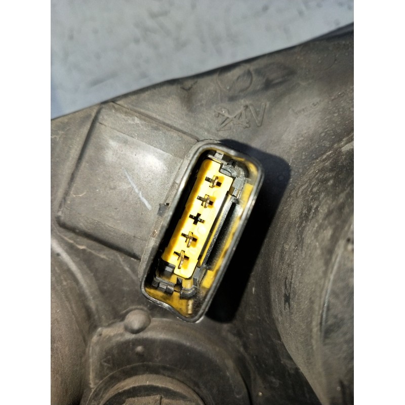 Recambio de faro derecho para nissan almera ii hatchback (n16) 2.2 dci referencia OEM IAM H235GRLE 26010BN67A 2002