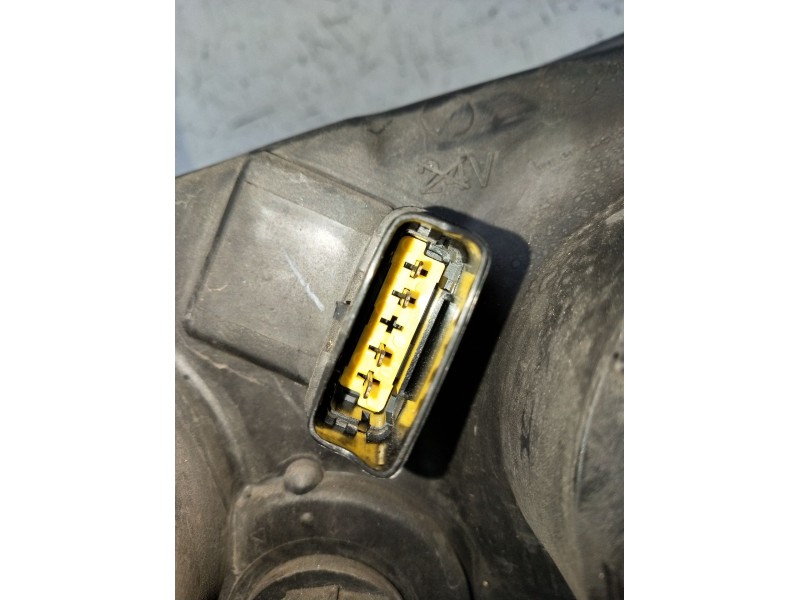 Recambio de faro derecho para nissan almera ii hatchback (n16) 2.2 dci referencia OEM IAM H235GRLE 26010BN67A 2002
