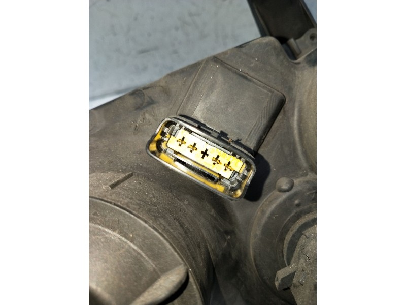Recambio de faro izquierdo para nissan almera ii hatchback (n16) 2.2 dci referencia OEM IAM H235GLLE 26060BN67A 2002
