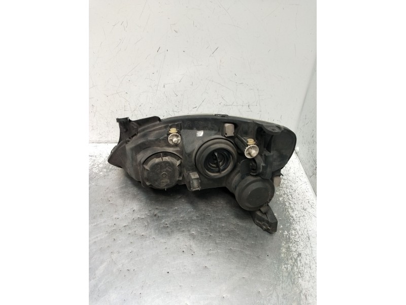 Recambio de faro derecho para opel combo furgoneta/monovolumen 1.7 di 16v referencia OEM IAM 09114330 VER FOTOS 2001