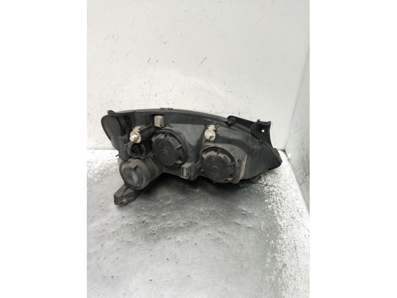 Recambio de faro izquierdo para opel combo furgoneta/monovolumen 1.7 di 16v referencia OEM IAM 9196231  2001