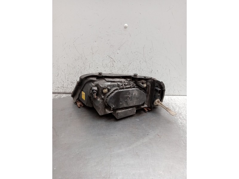 Recambio de faro derecho para seat alhambra (7v8, 7v9) 1.9 tdi referencia OEM IAM 0301182212 7M7941016M 2001