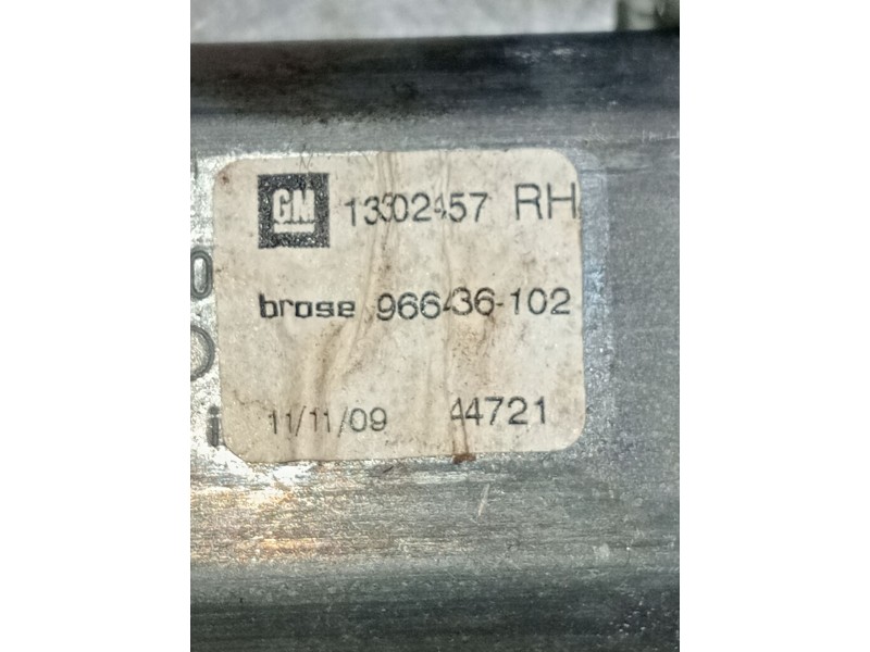 Recambio de elevalunas delantero derecho para opel insignia a sports tourer (g09) 2.0 cdti (35) referencia OEM IAM 13302457 5P 9