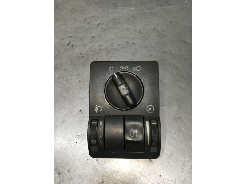 Recambio de mando luces para opel combo furgoneta/monovolumen 1.7 di 16v referencia OEM IAM   2001