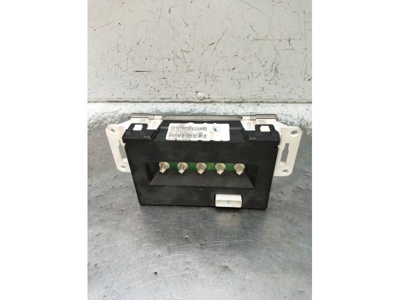 Recambio de pantalla multifuncion para nissan almera ii hatchback (n16) 2.2 dci referencia OEM IAM 21677652  2002
