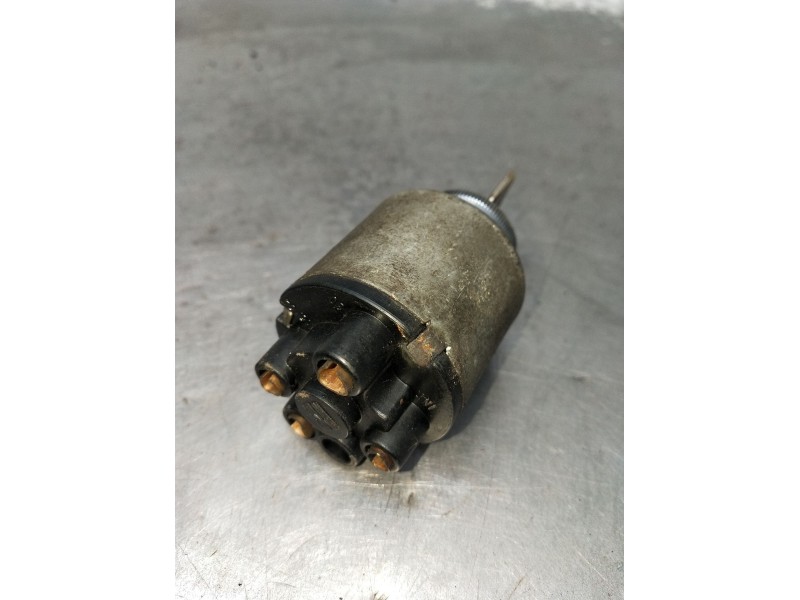 Recambio de conmutador de arranque para seat 600 0.8 referencia OEM IAM   
