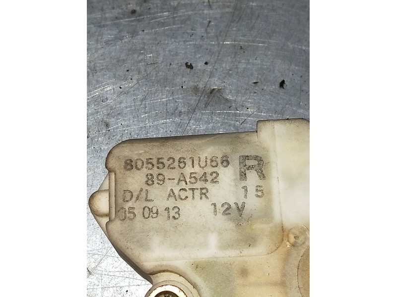 Recambio de motor cierre centralizado delantero derecho para nissan almera ii hatchback (n16) 2.2 dci referencia OEM IAM 8055261