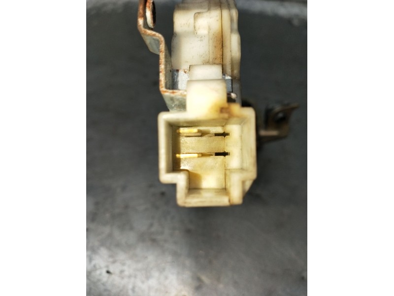 Recambio de motor cierre centralizado trasero izquierdo para nissan almera ii hatchback (n16) 2.2 dci referencia OEM IAM 82553BM
