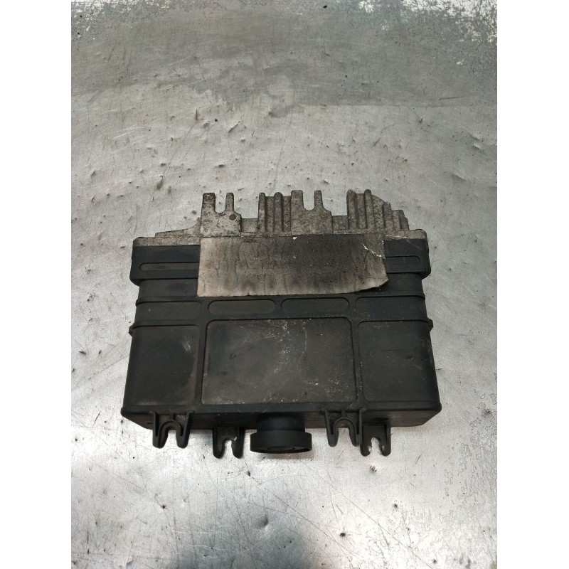 Recambio de centralita motor uce para seat ibiza ii (6k1) 1.8 i referencia OEM IAM 02612031847185 8A0907311H 1993