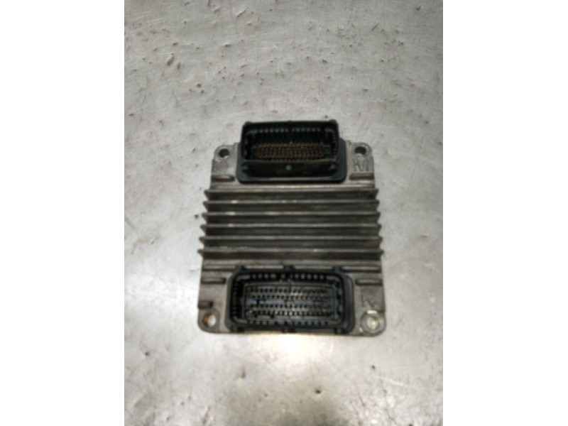 Recambio de centralita motor uce para opel combo furgoneta/monovolumen 1.7 di 16v referencia OEM IAM 8973003271 12214089 2001