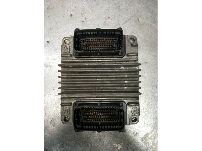 Recambio de centralita motor uce para opel combo furgoneta/monovolumen 1.7 di 16v referencia OEM IAM 8973003271 12214089 2001