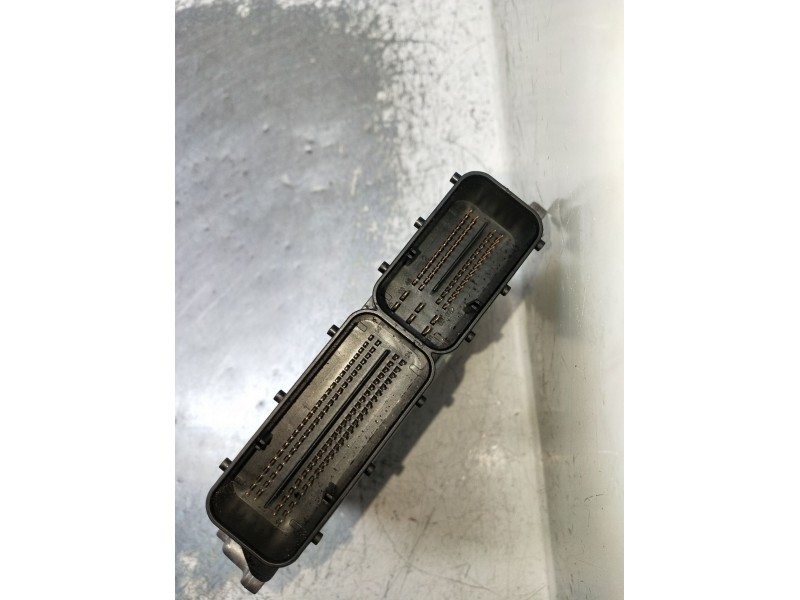 Recambio de centralita motor uce para mercedes-benz clase e (w211) e 270 cdi (211.016) referencia OEM IAM 0281011332 A6471530779