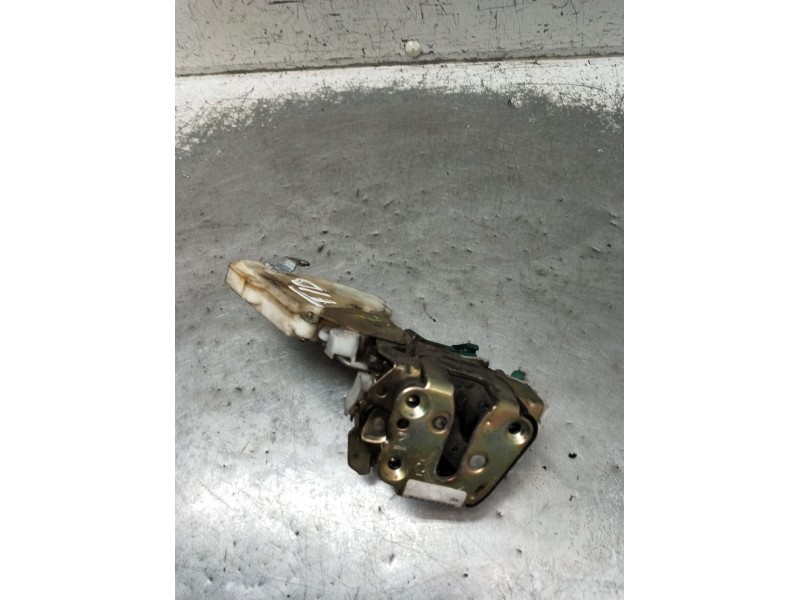 Recambio de motor cierre centralizado trasero derecho para nissan almera ii hatchback (n16) 2.2 dci referencia OEM IAM 82552BM76