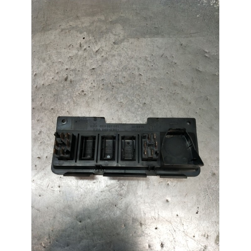 Recambio de mando elevalunas delantero izquierdo para seat ibiza ii (6k1) 1.8 i referencia OEM IAM 6K0857061  1993